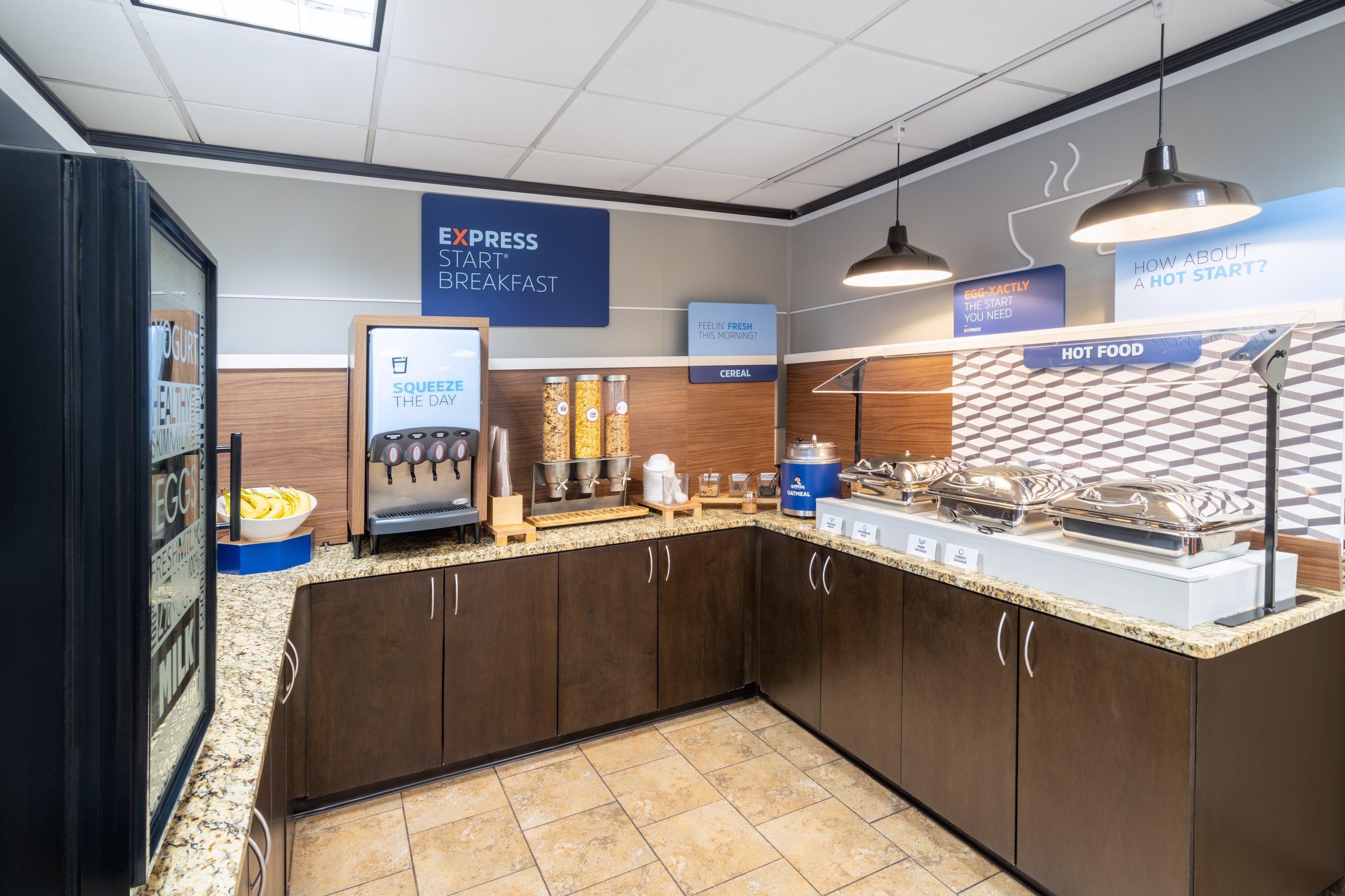 福赛斯智选假日酒店 外观 照片